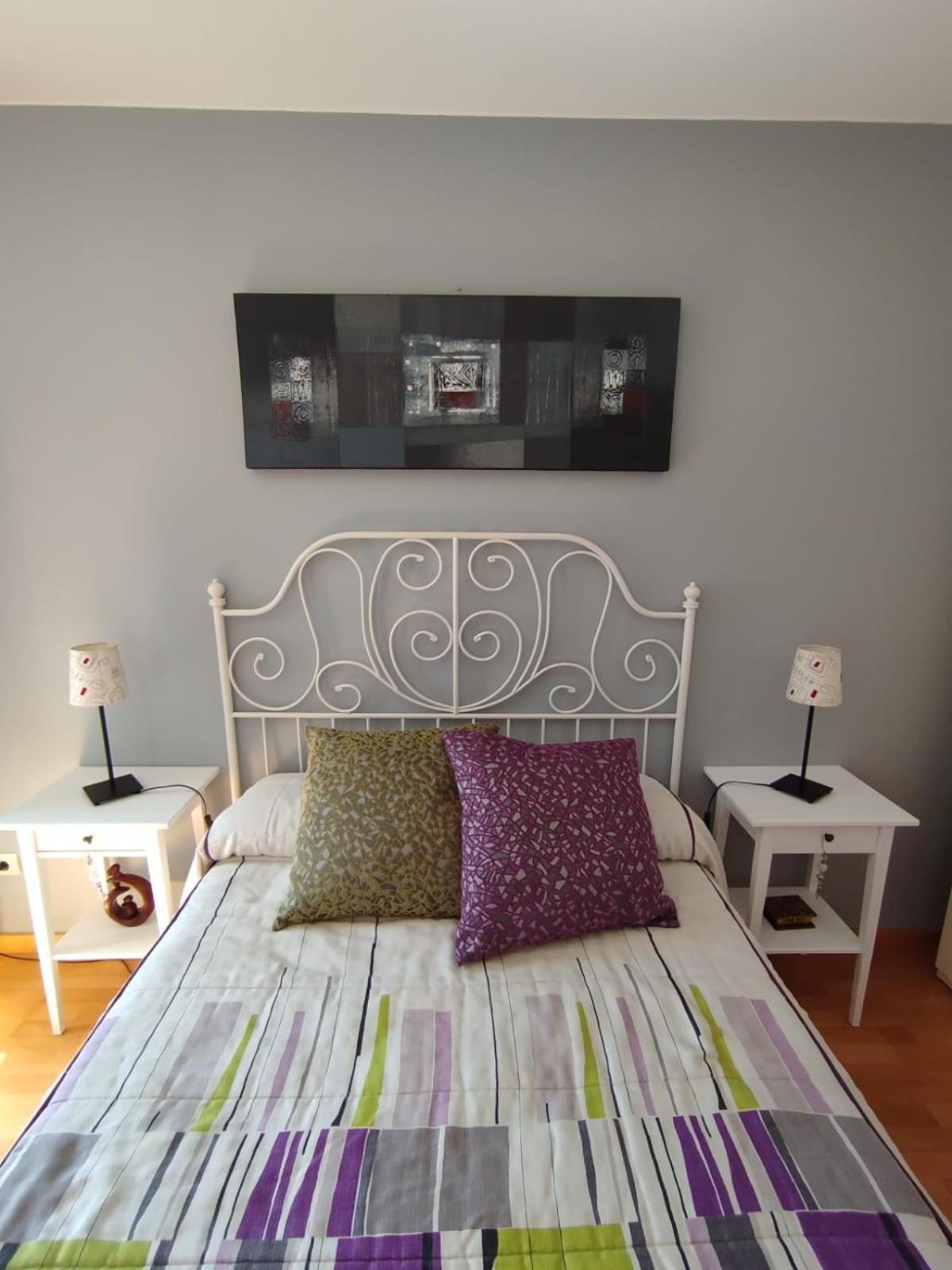 Acogedor Apartamento En Huesca Exterior photo